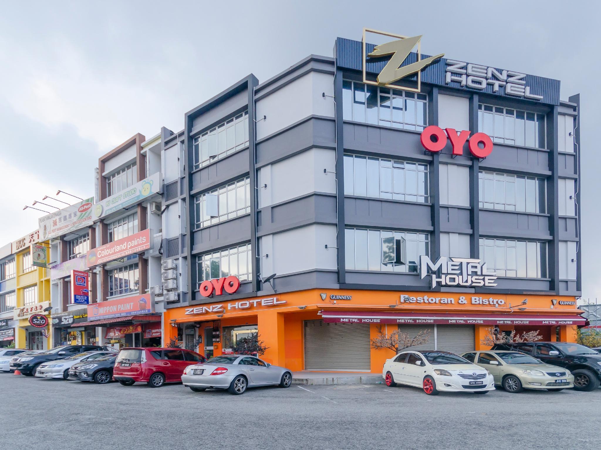 Zenz Hotel Kulai Exterior photo